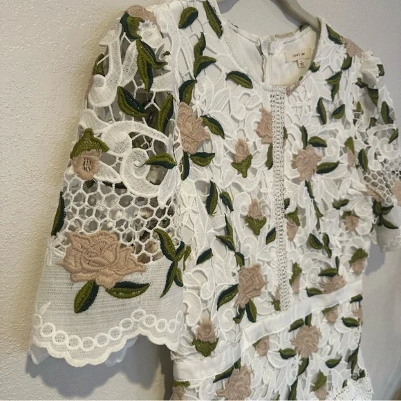 Just Me Blush Floral Embroidered Eyelets Lace Midi Dress size M